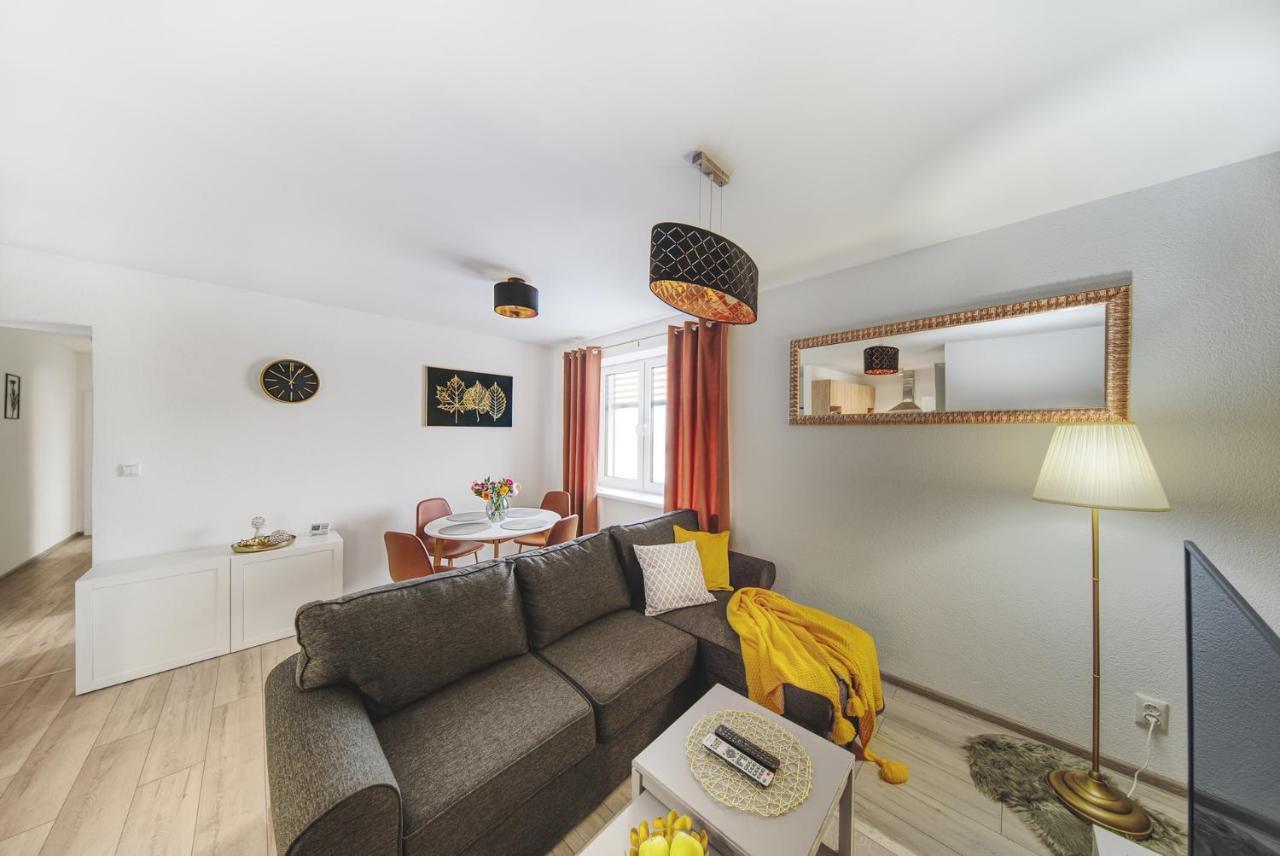 Spišská Nová Ves Tower Apartments מראה חיצוני תמונה